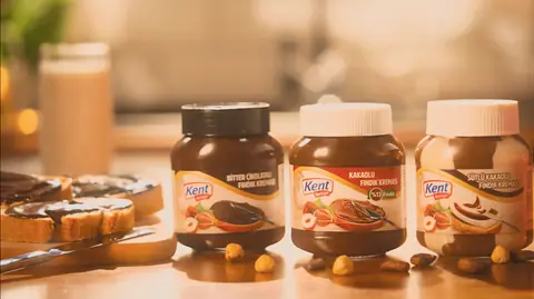 Kent Boringer fındık kreması TV reklamından bir kare
