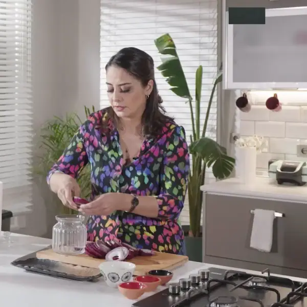 Arzu Öztürk YouTube Videosu videosundan bir kare