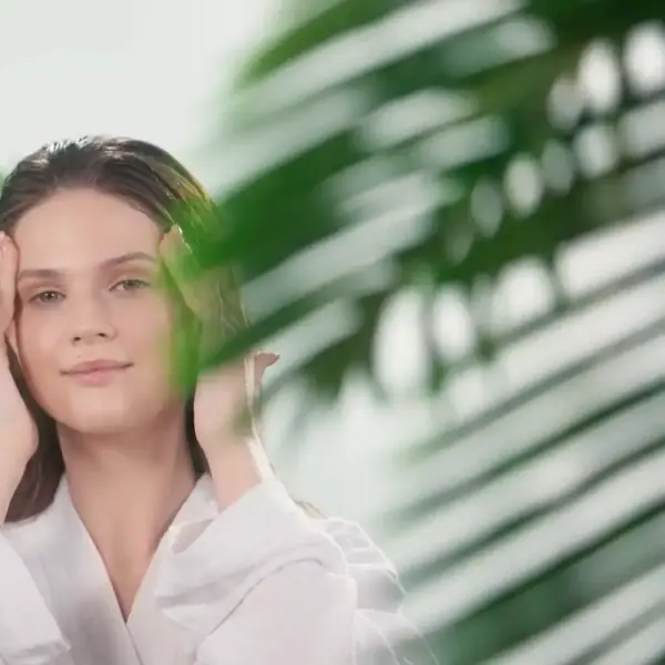Clopia Reklam Filmi videosundan bir kare