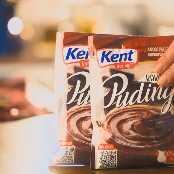Kent Boringer Puding TV Reklamı videosundan bir kare